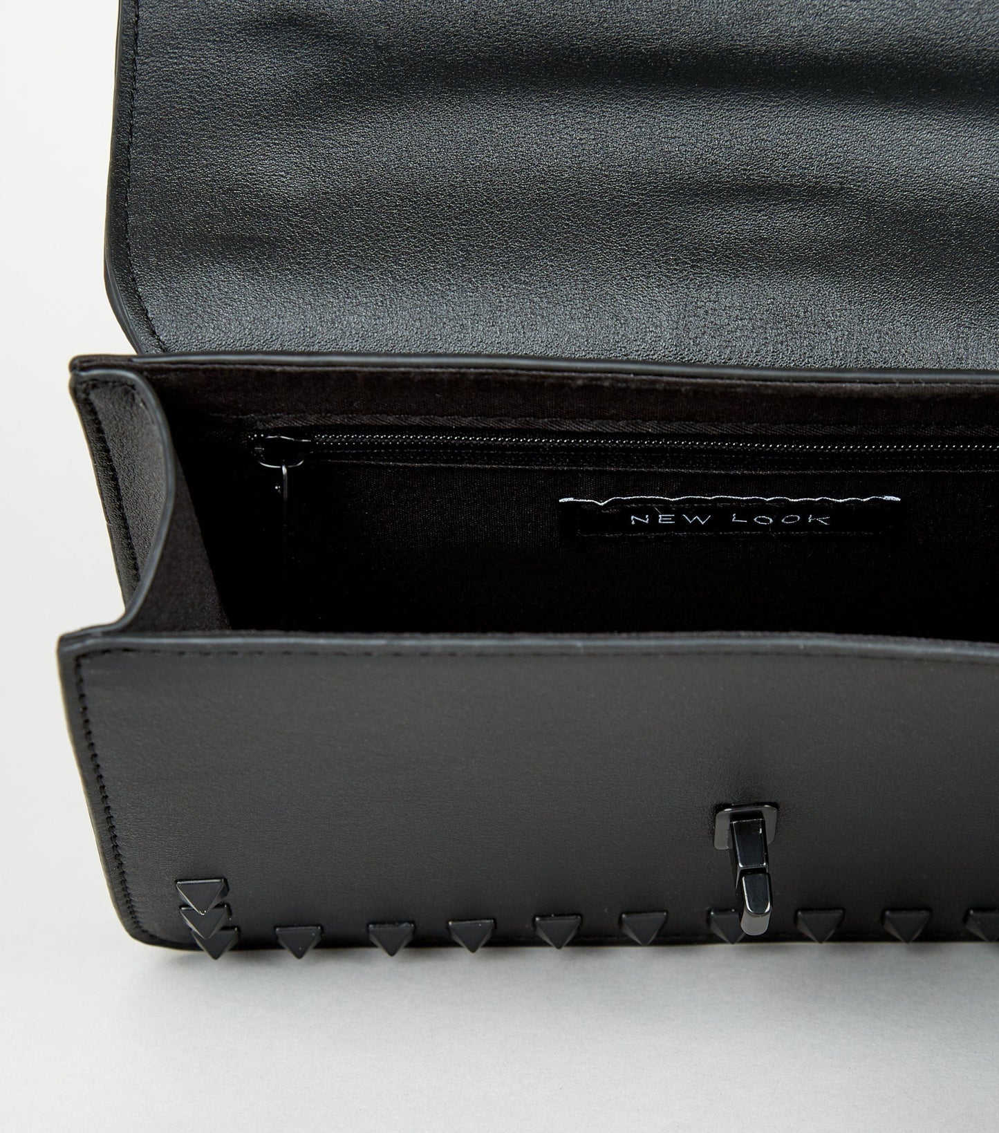 Bum bag with compartments
